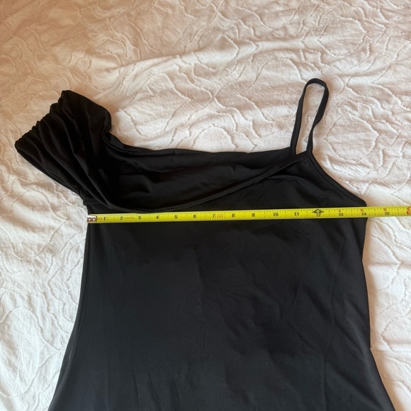 Nasty Gal Black One-Shoulder Drape Shoulder Dress - Picture 5 of 10